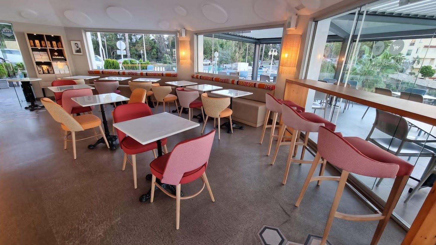 Yucas Cafeteria - Imagen 1