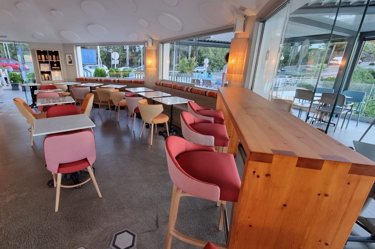 Yucas Cafeteria - Imagen 15