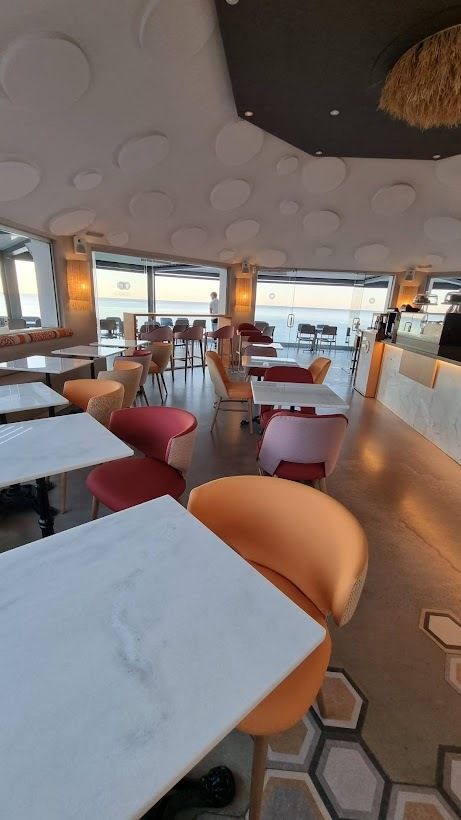 Yucas Cafeteria - Imagen 11