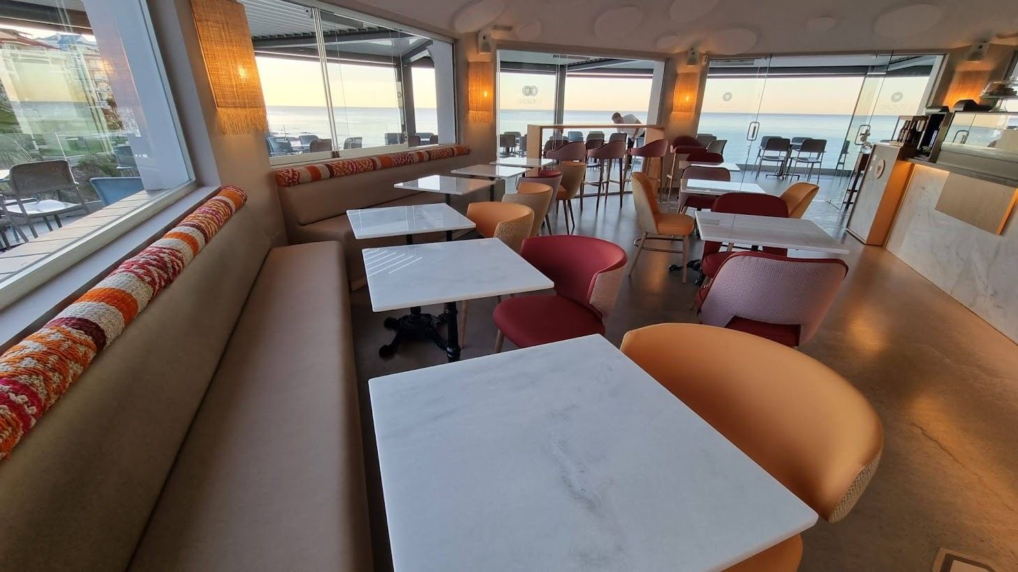 Yucas Cafeteria - Imagen 12