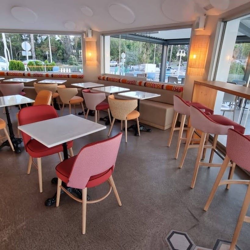 Yucas Cafeteria - Imagen 18