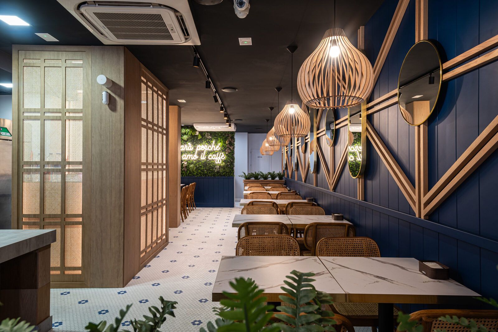 Cafeteria GRANADA 44 Malaga - Imagen 2
