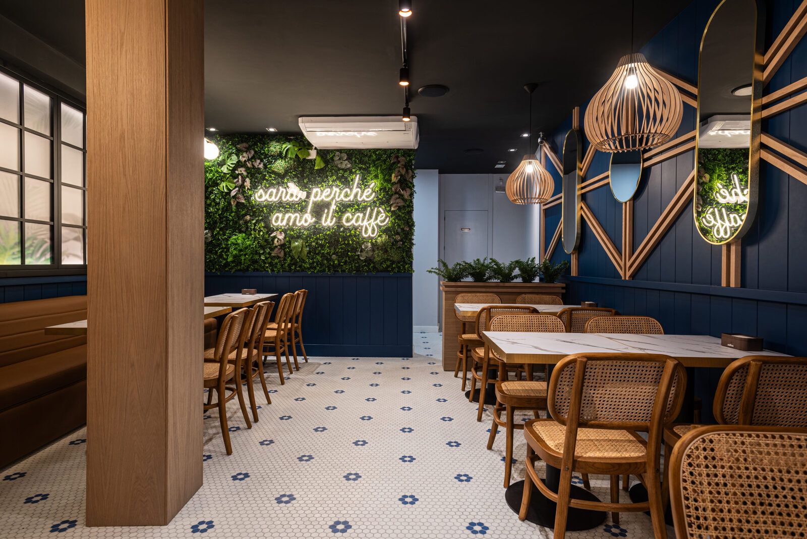 Cafeteria GRANADA 44 Malaga - Imagen 12