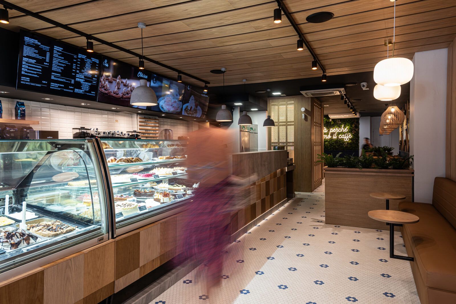 Cafeteria GRANADA 44 Malaga - Imagen 1